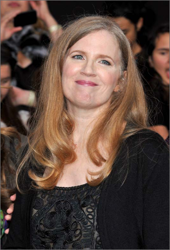 Portrait photo of Suzanne Collins